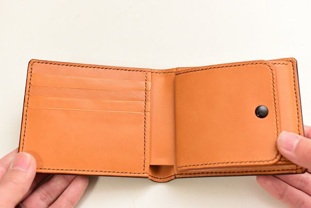 舗 新品 送料込み 大人気 クラフトレザー二つ折り財布 ブラック